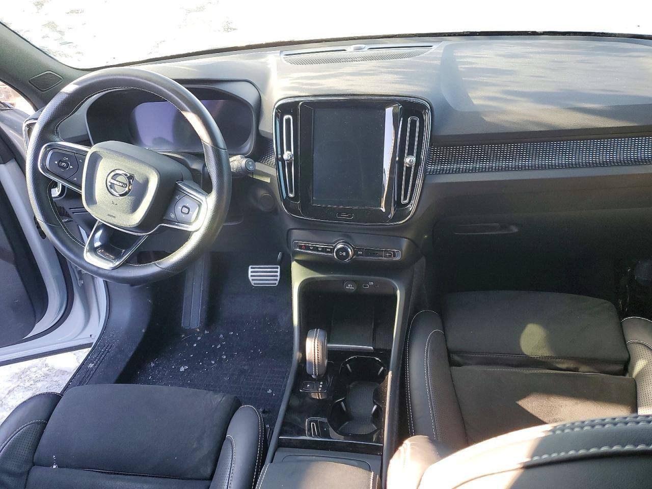 Фото - Volvo Xc40 #8