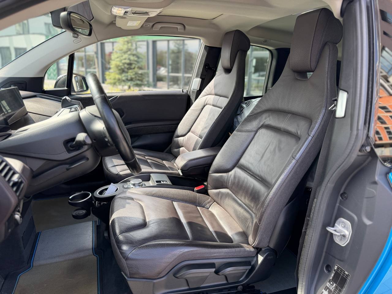 Фото - BMW I3 #9