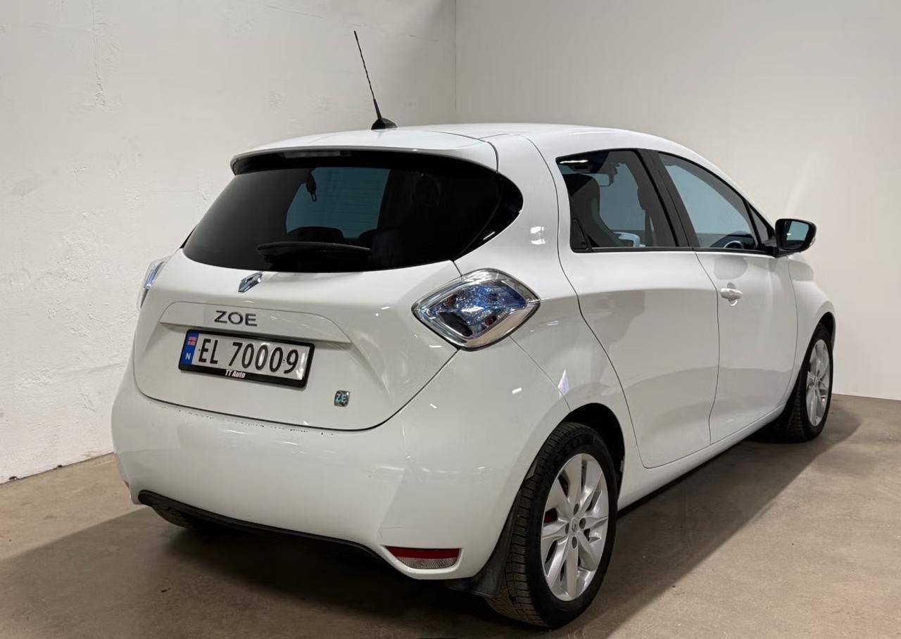 Фото - Renault ZOE #3