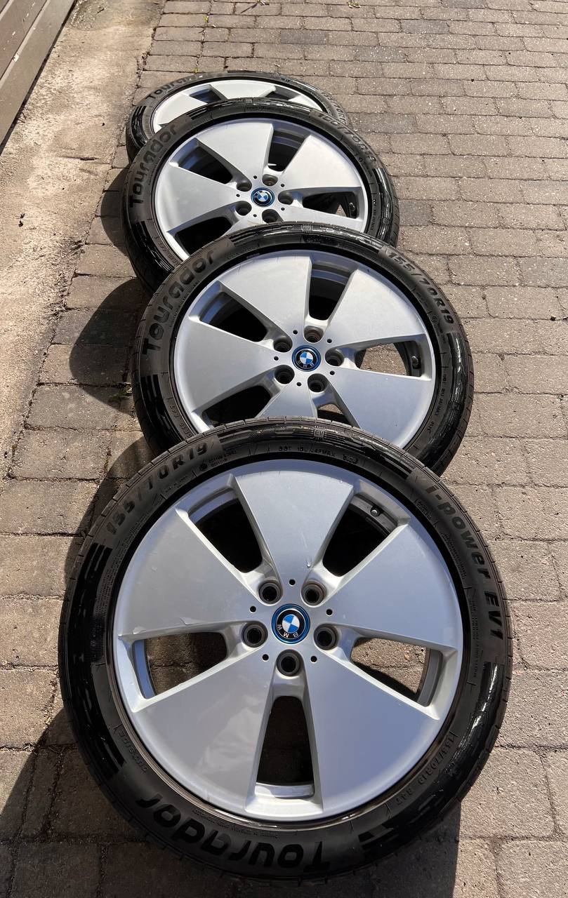 Фото - BMW I3 #8
