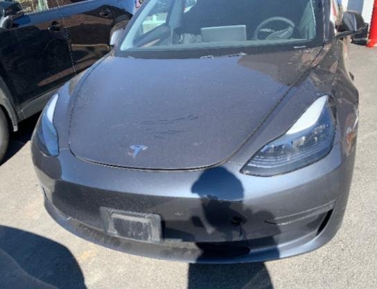 Фото - Tesla Model 3 #3