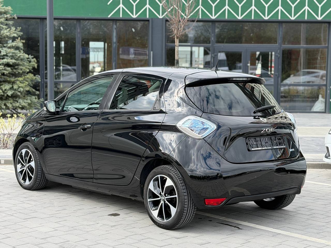 Фото - Renault ZOE #4