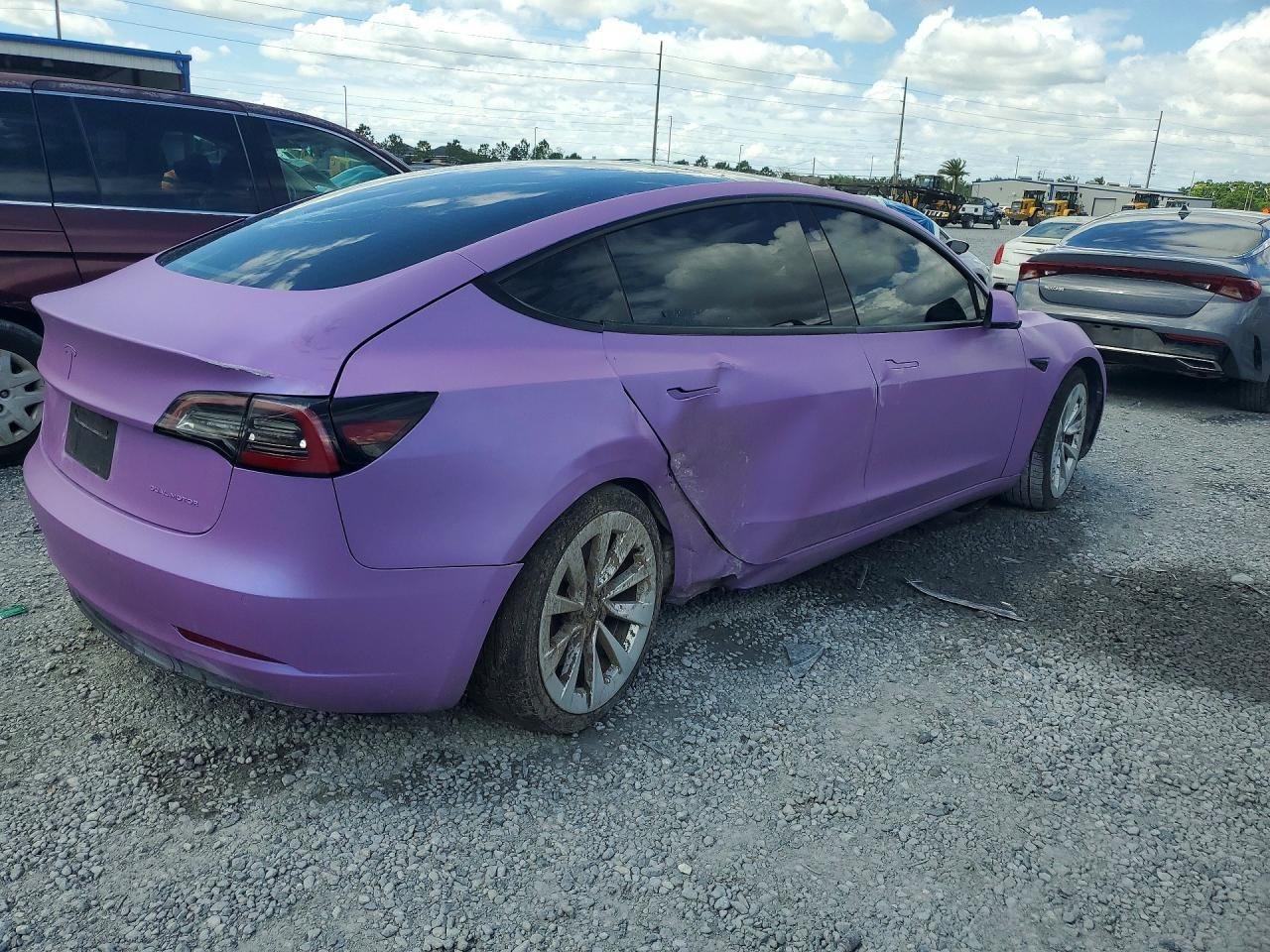 Фото - Tesla Model 3 #6