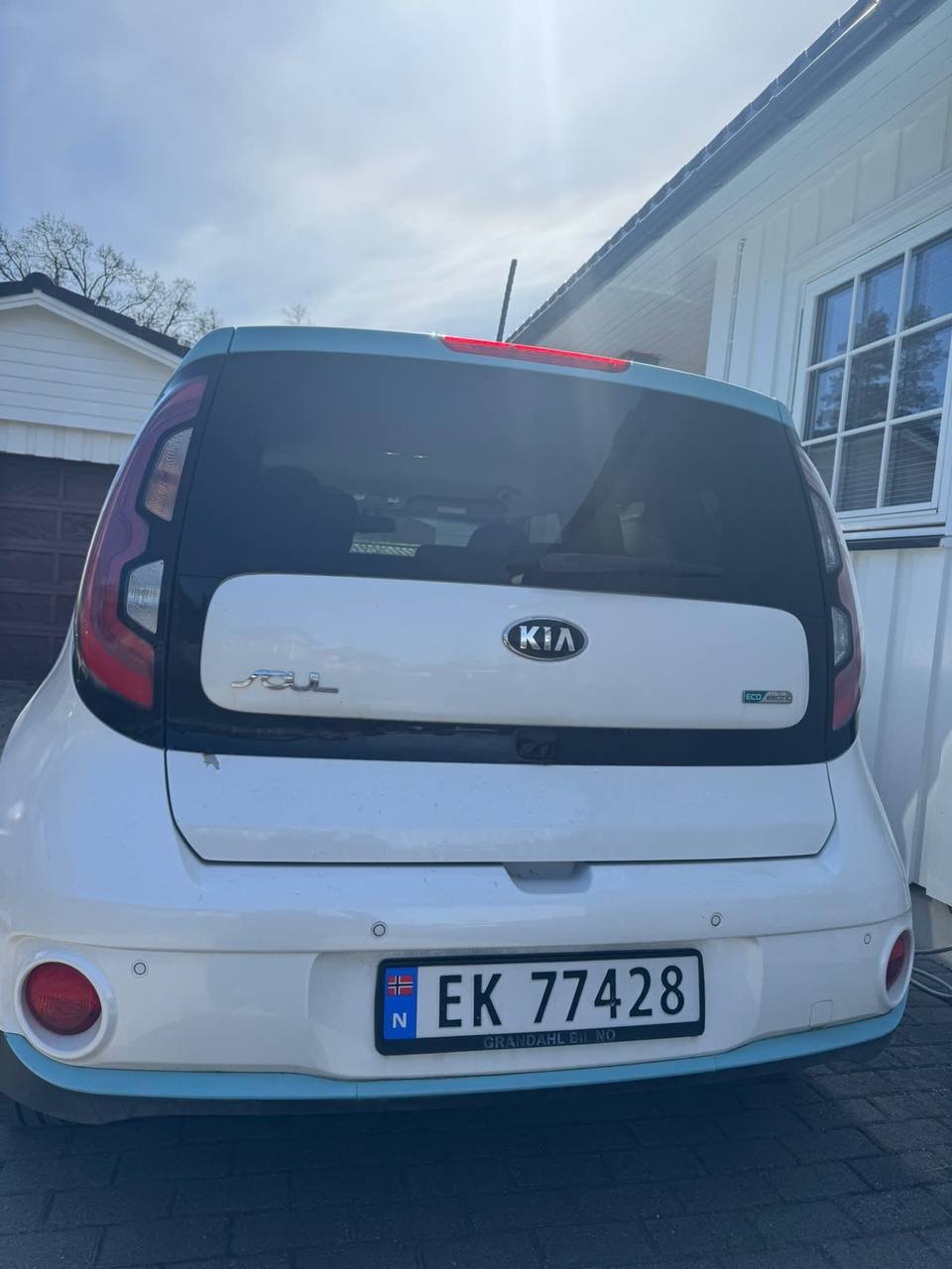 Фото - Kia Soul EV #3