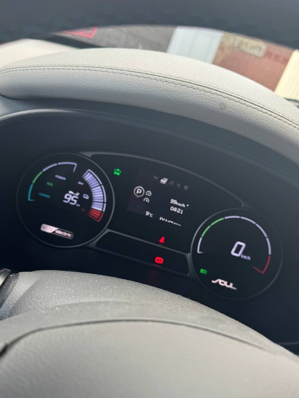 Фото - Kia Soul EV #4