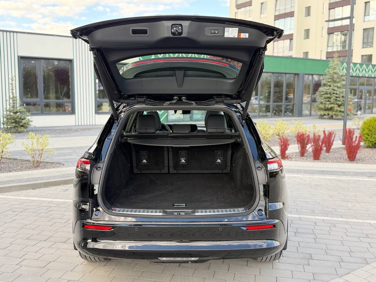 Фото - Toyota Crown Signia 2.5 Hybrid #8