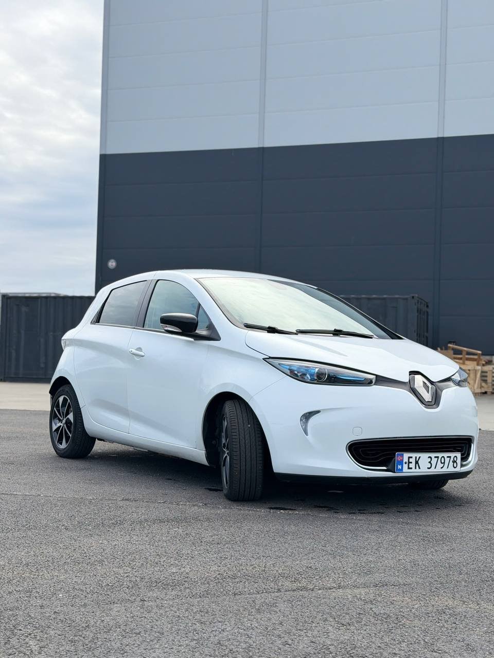 Фото - Renault ZOE #2