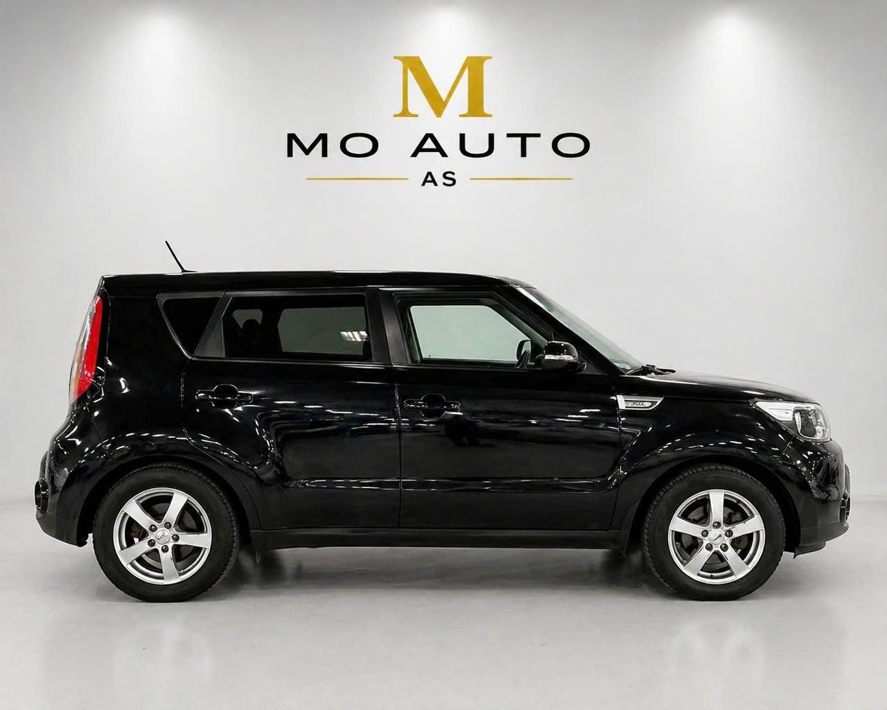 Фото - Kia Soul EV #5