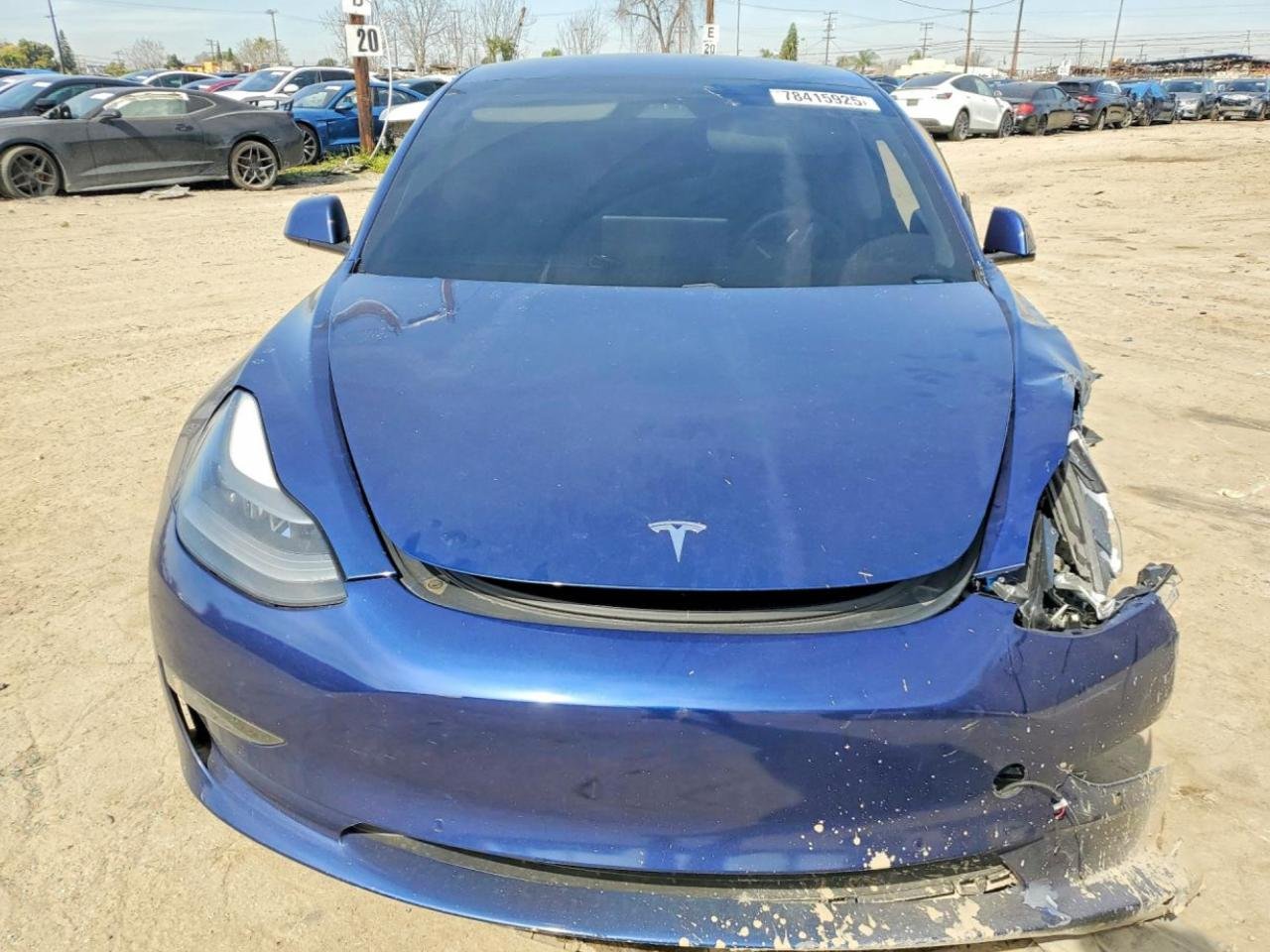 Фото - Tesla Model 3 #2