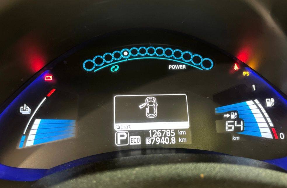 Фото - Nissan Leaf #3