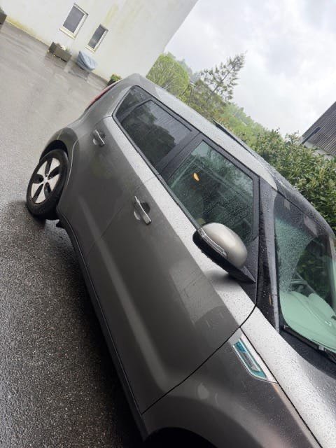Фото - Kia Soul EV #2