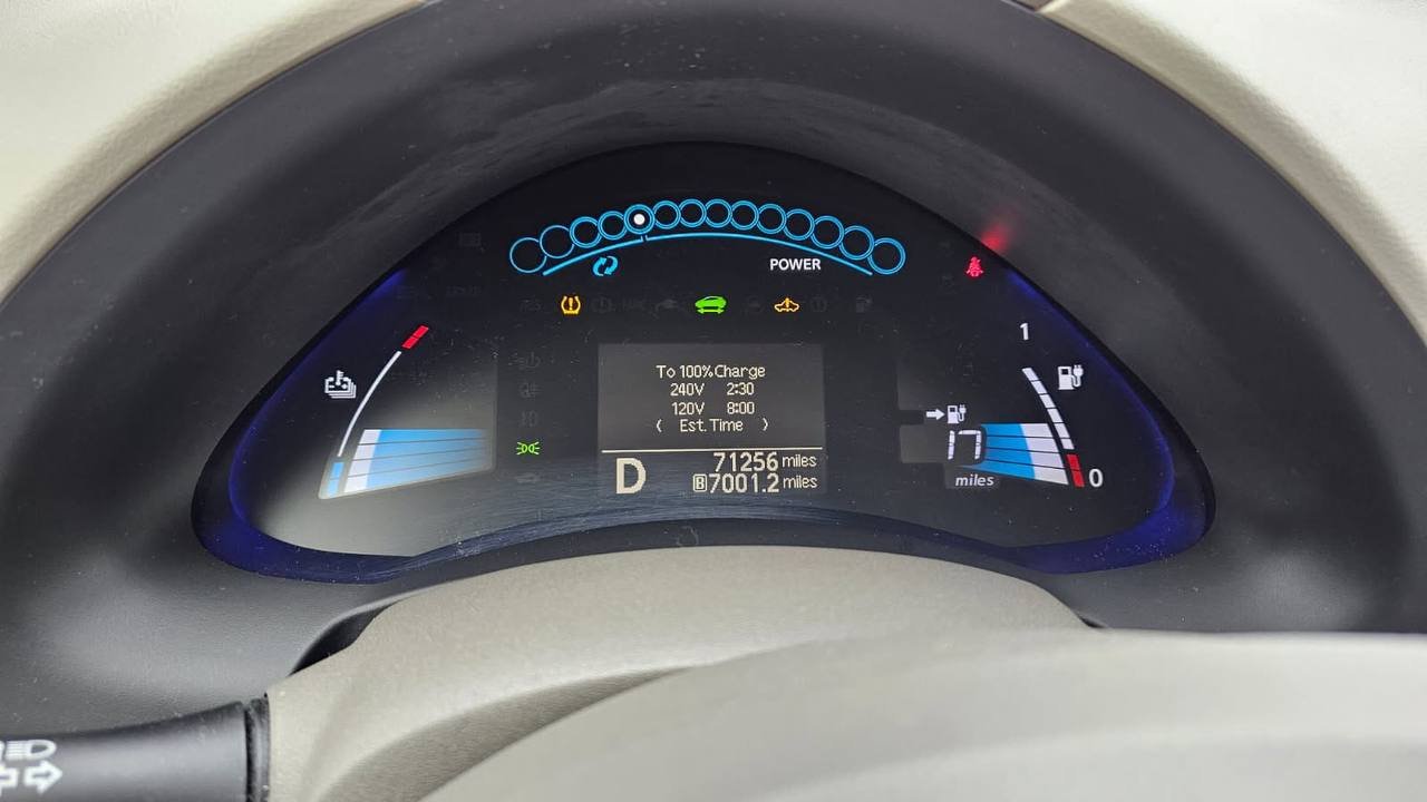 Фото - Nissan Leaf #5