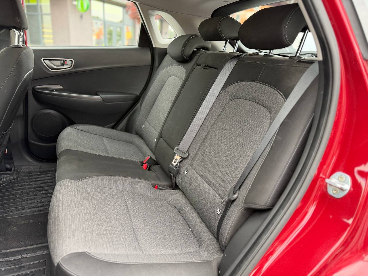 Фото - Hyundai Kona #9