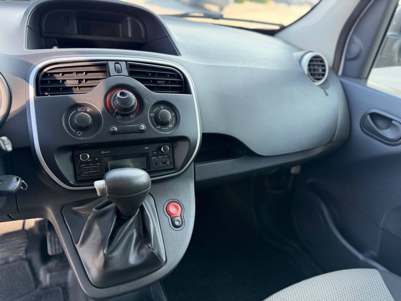 Фото - Renault Kangoo L2 #10