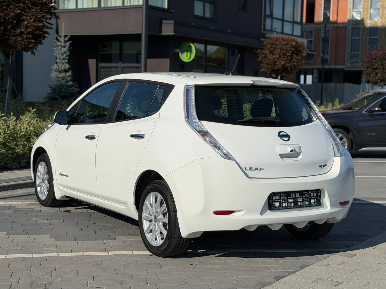 Фото - Nissan Leaf #5