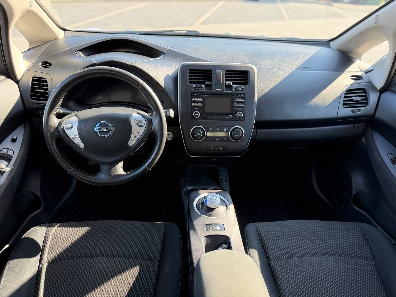 Фото - Nissan Leaf #10
