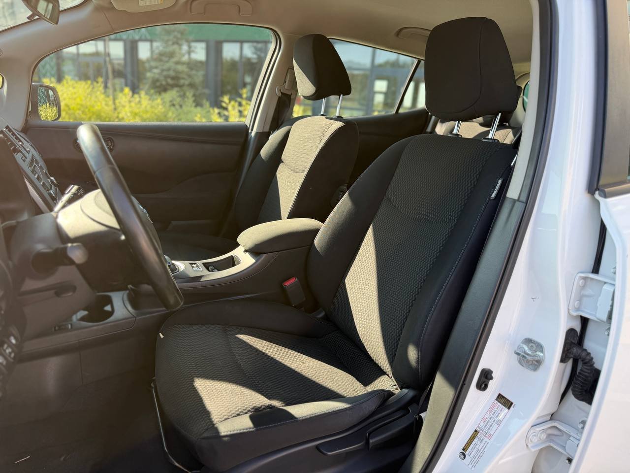 Фото - Nissan Leaf #7