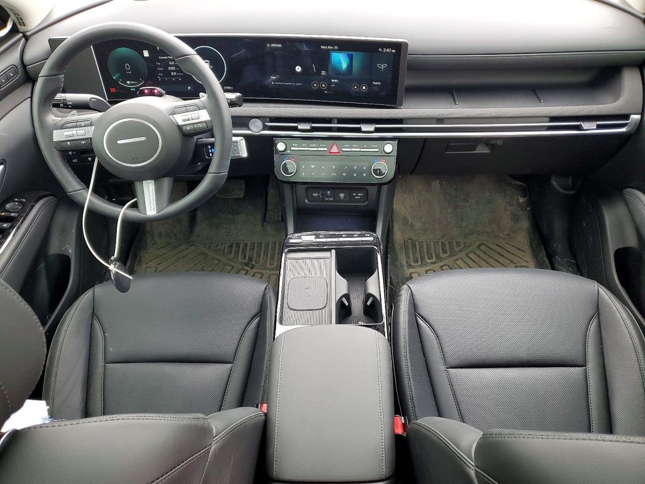 Фото - Hyundai Tucson Hybrid #9