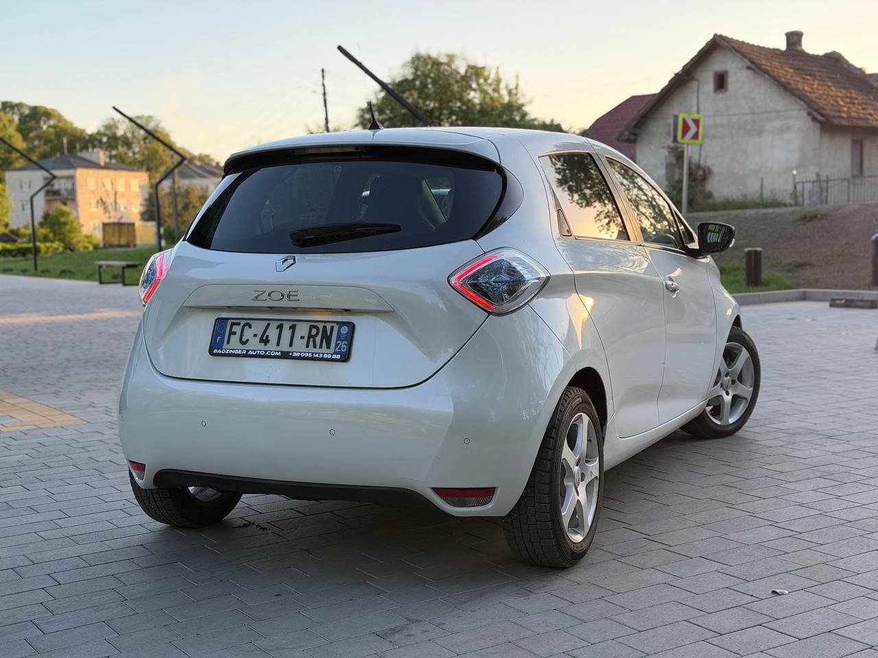Фото - Renault ZOE #2