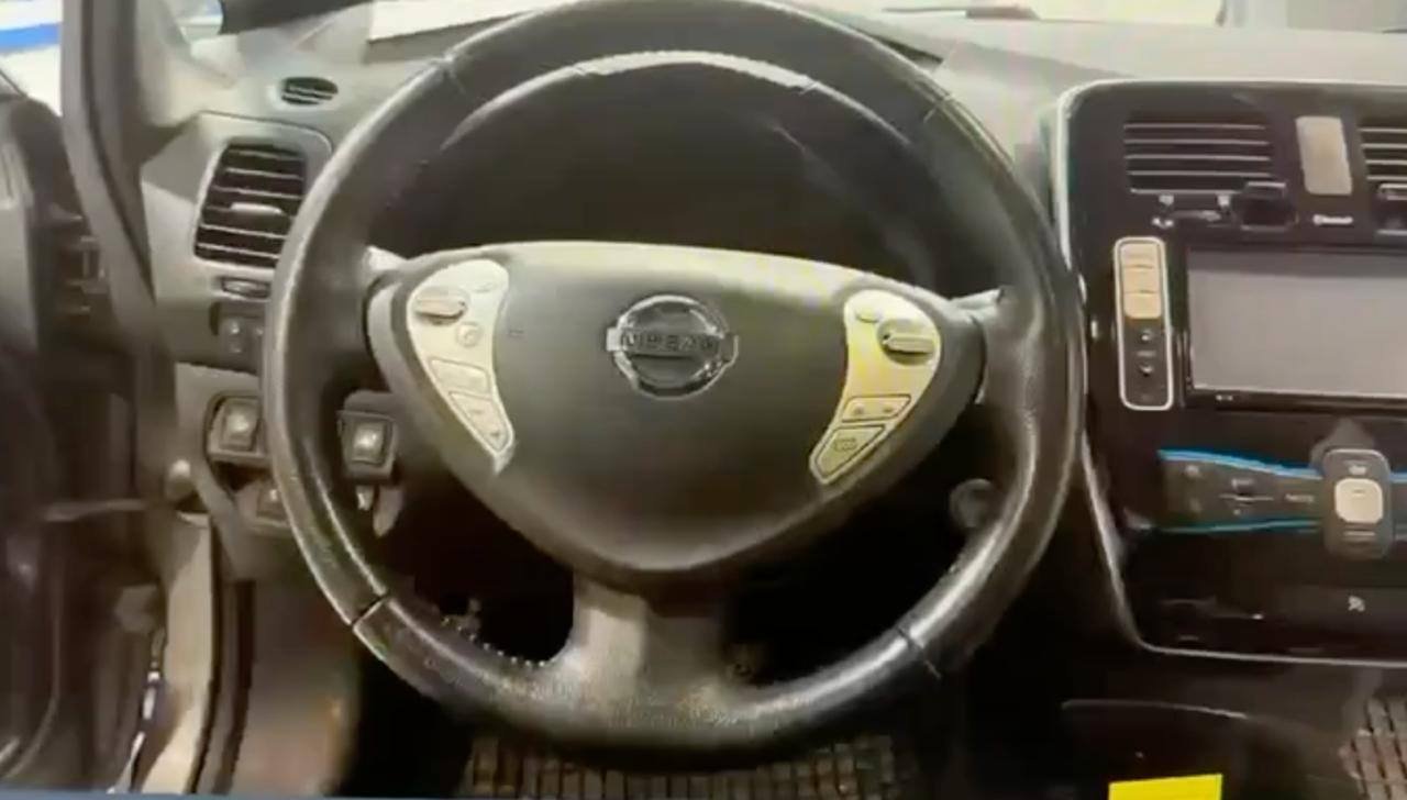 Фото - Nissan Leaf #5