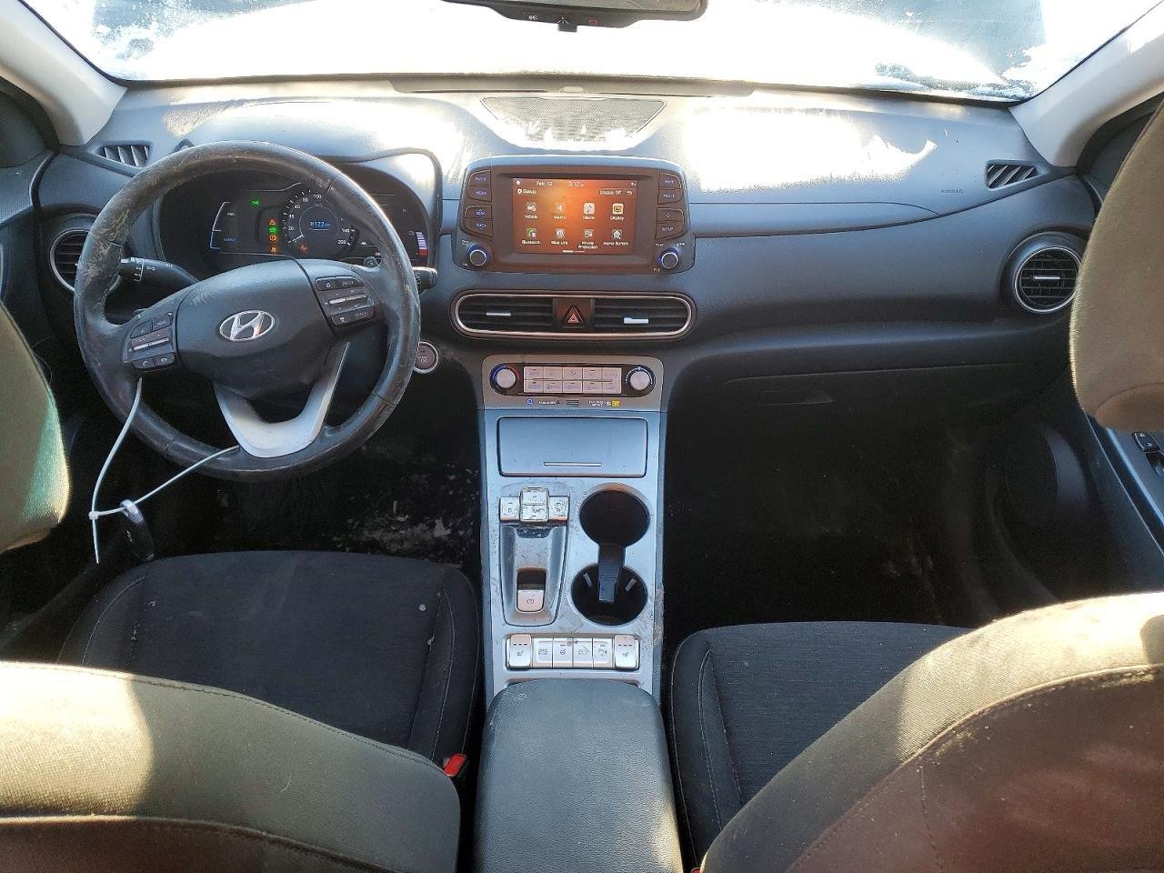 Фото - Hyundai Kona #8