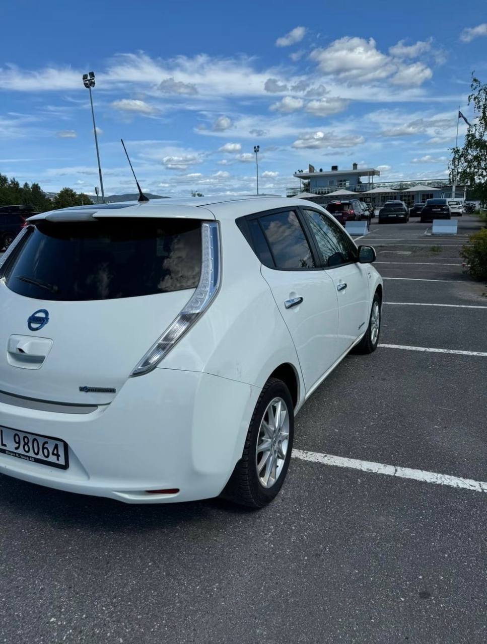 Фото - Nissan Leaf #3