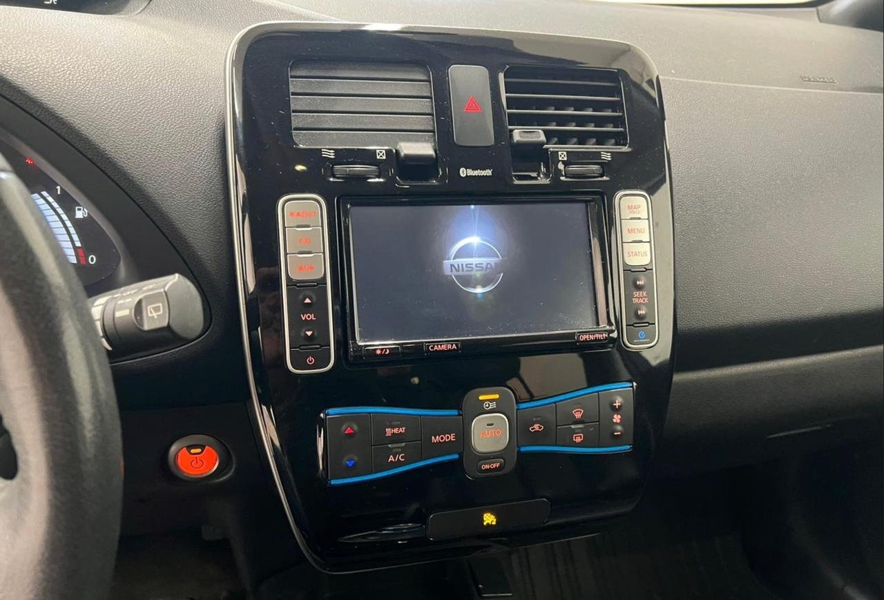 Фото - Nissan Leaf #11