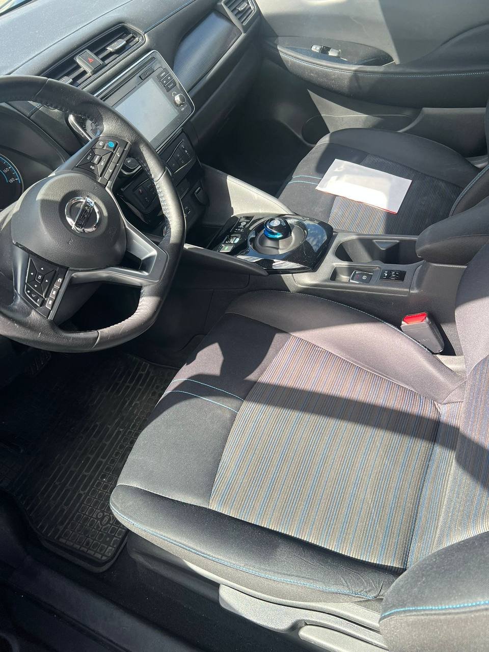 Фото - Nissan Leaf #5