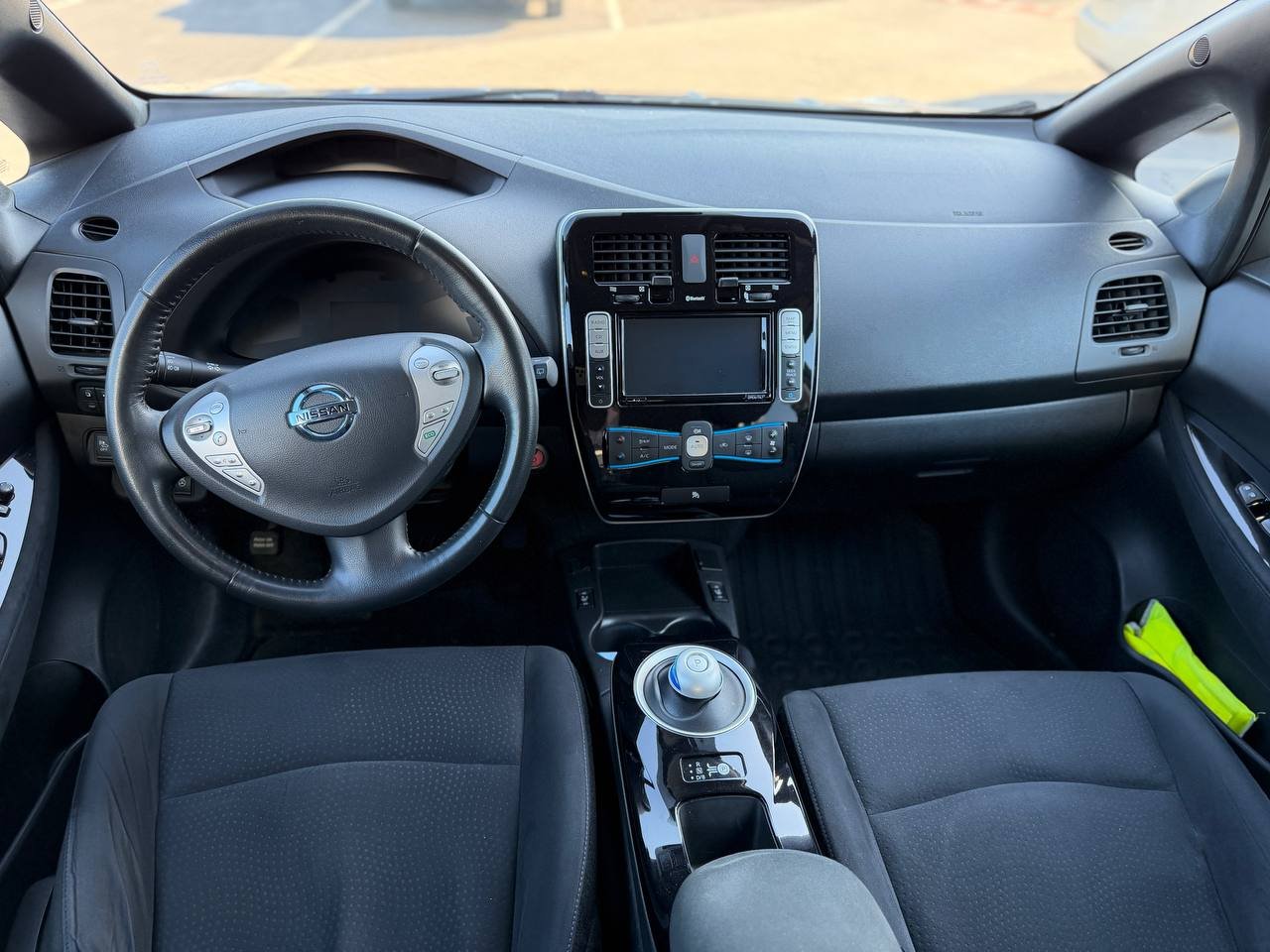 Фото - Nissan Leaf #9