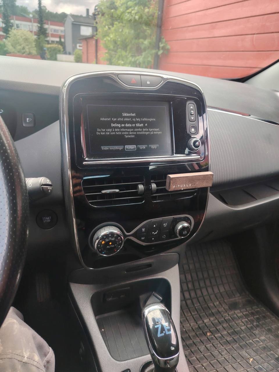 Фото - Renault ZOE #6