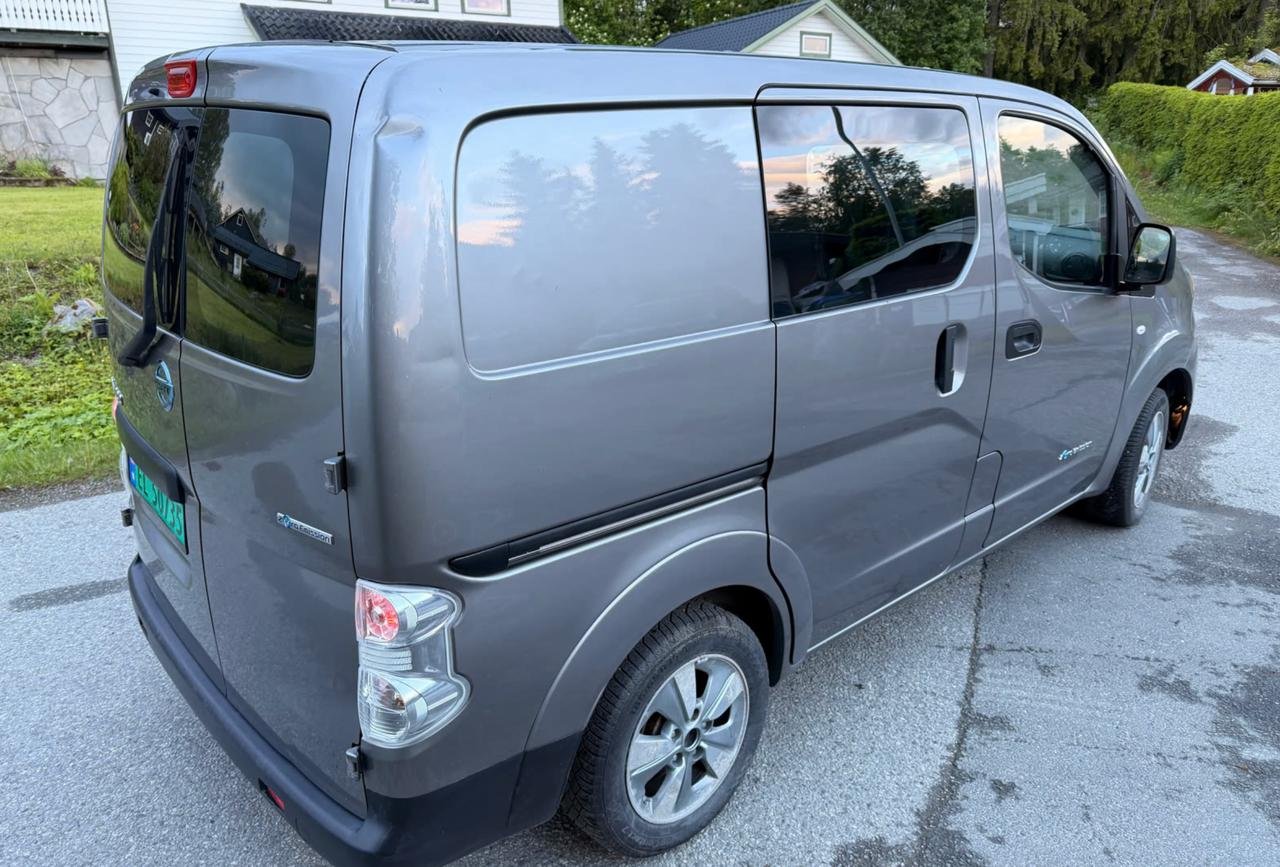 Фото - Nissan E-Nv200 #5