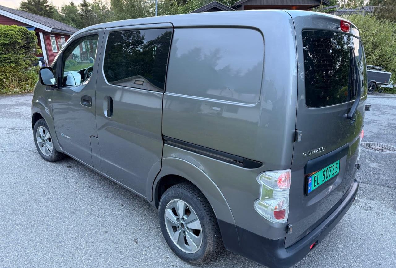 Фото - Nissan E-Nv200 #4