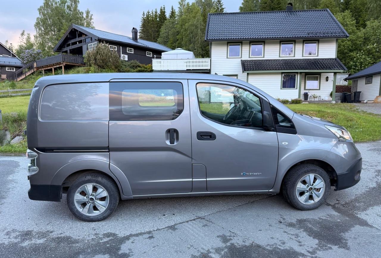 Фото - Nissan E-Nv200 #6