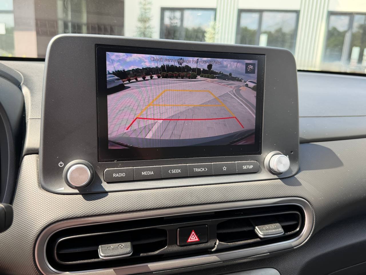 Фото - Hyundai Kona #9