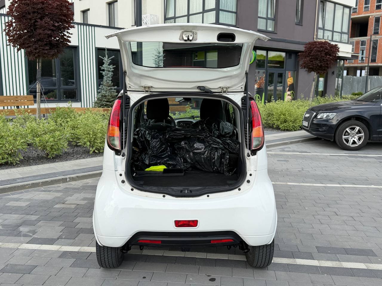 Фото - Citroen C-ZERO #10