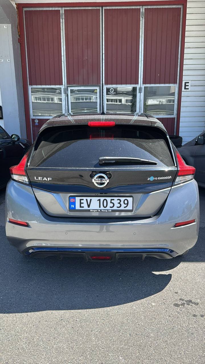 Фото - Nissan Leaf #10