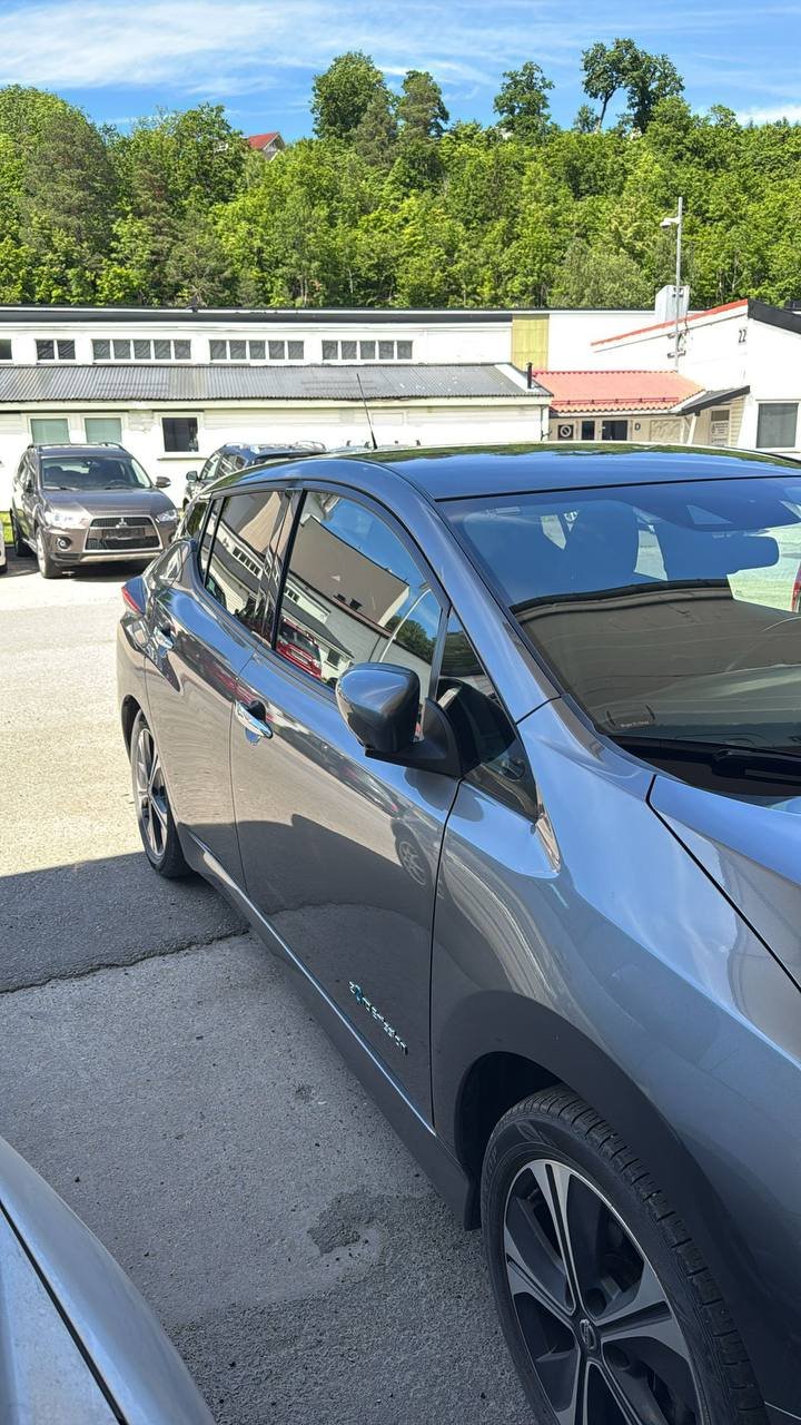Фото - Nissan Leaf #5