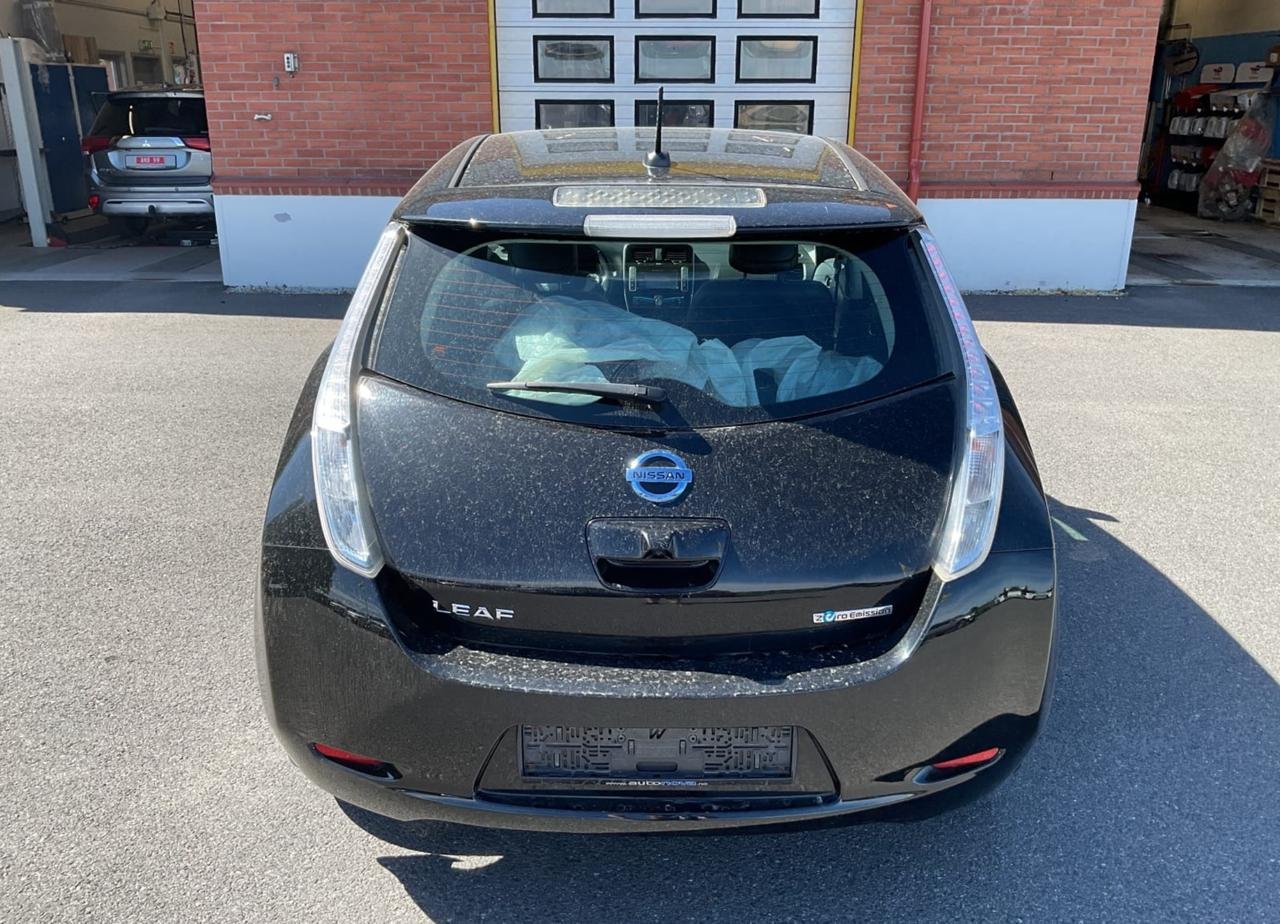 Фото - Nissan Leaf #3