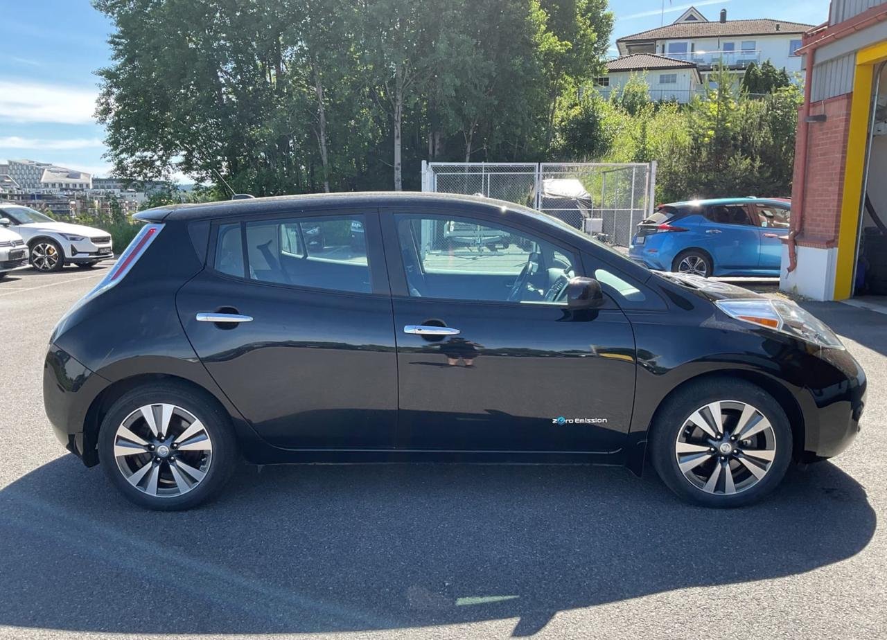 Фото - Nissan Leaf #7