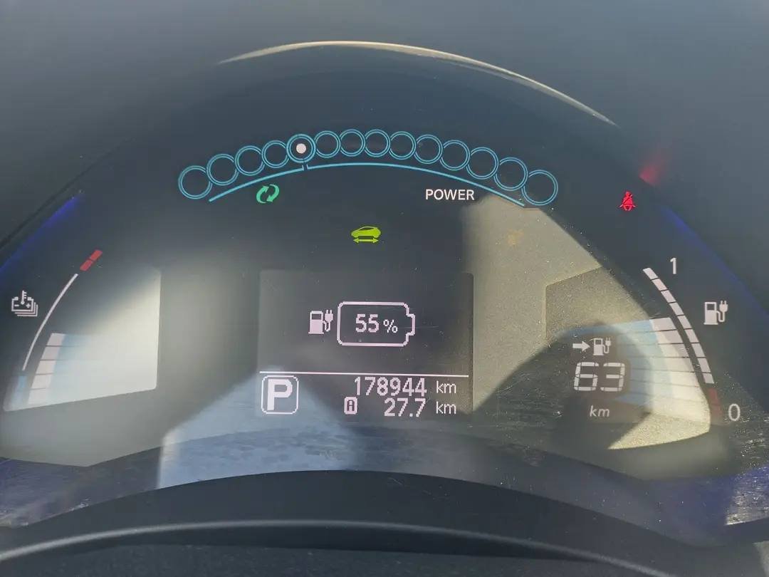 Фото - Nissan Leaf #4