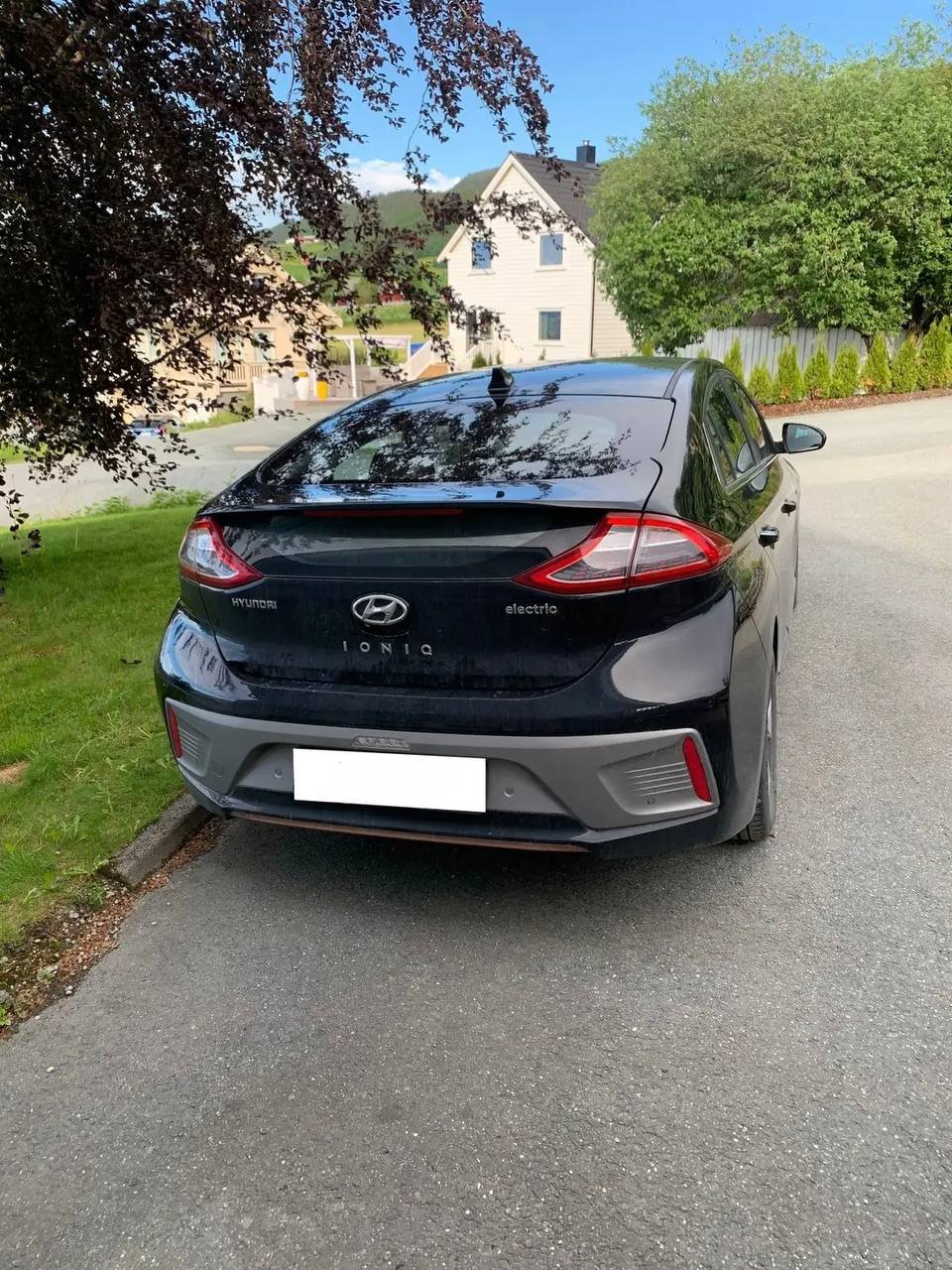 Фото - Hyundai IONIQ #4