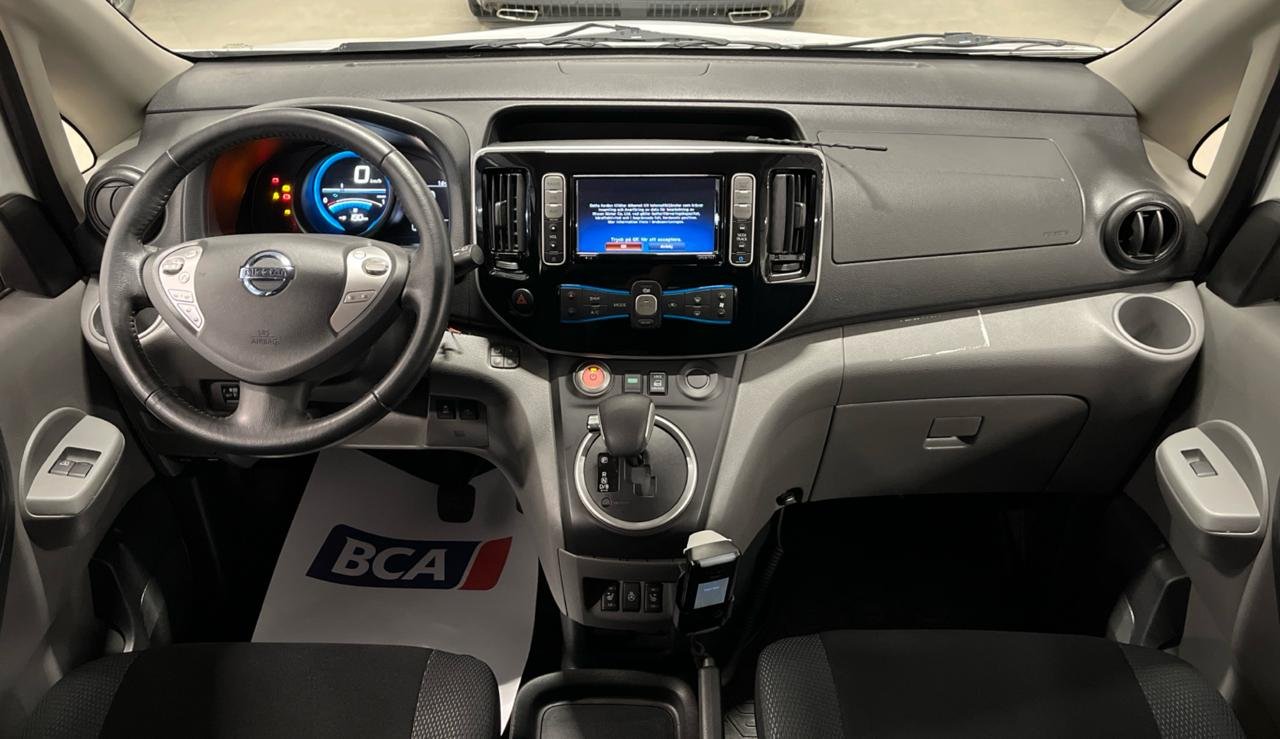 Фото - Nissan NV200 #6