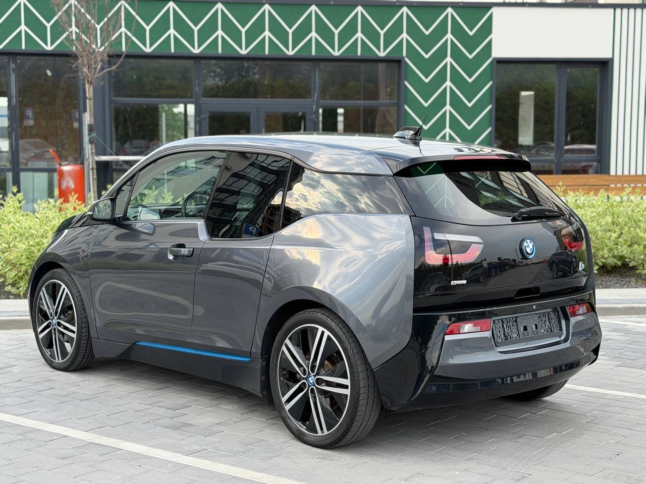 Фото - BMW I3 #5