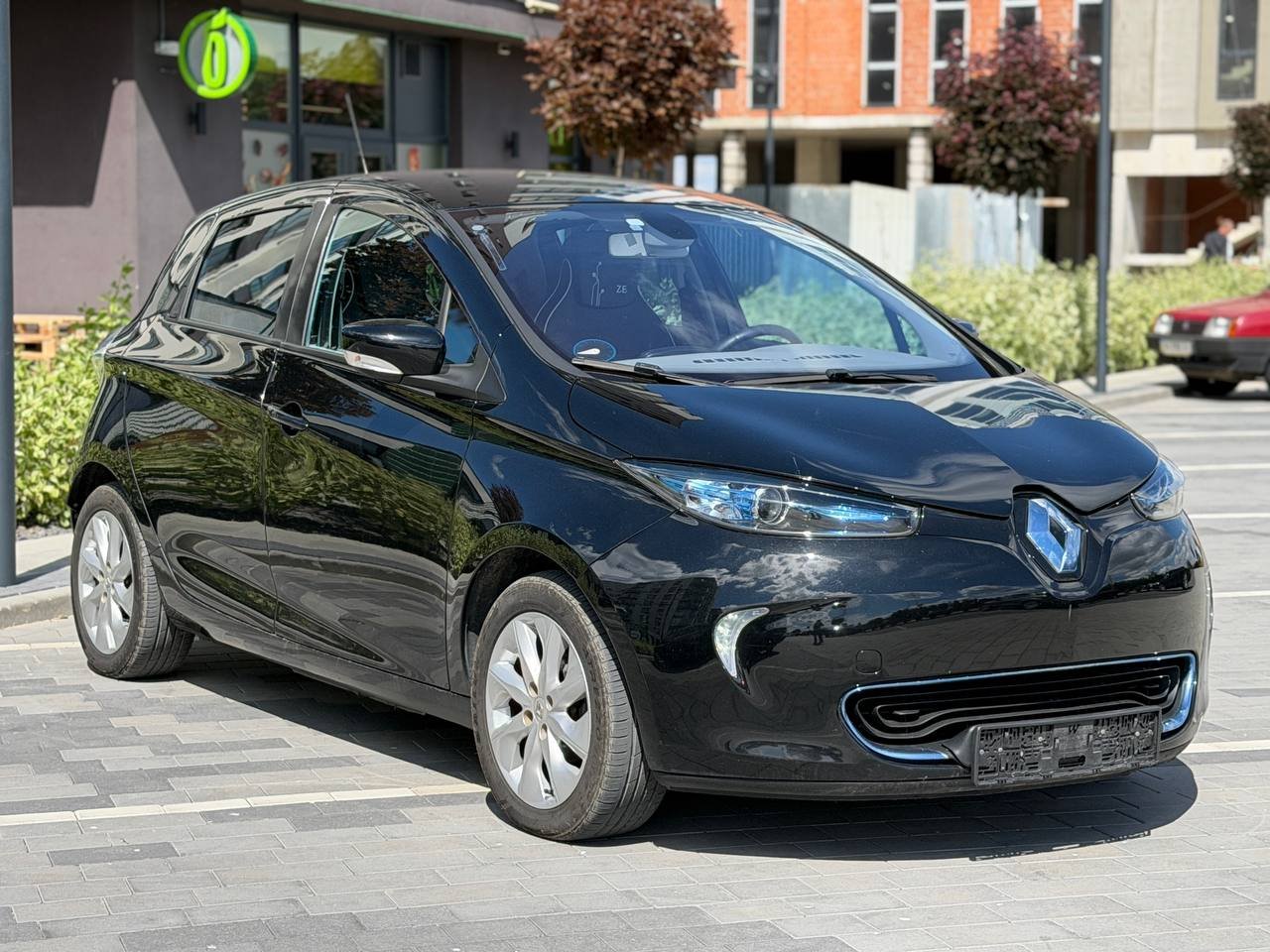 Фото - Renault ZOE #2