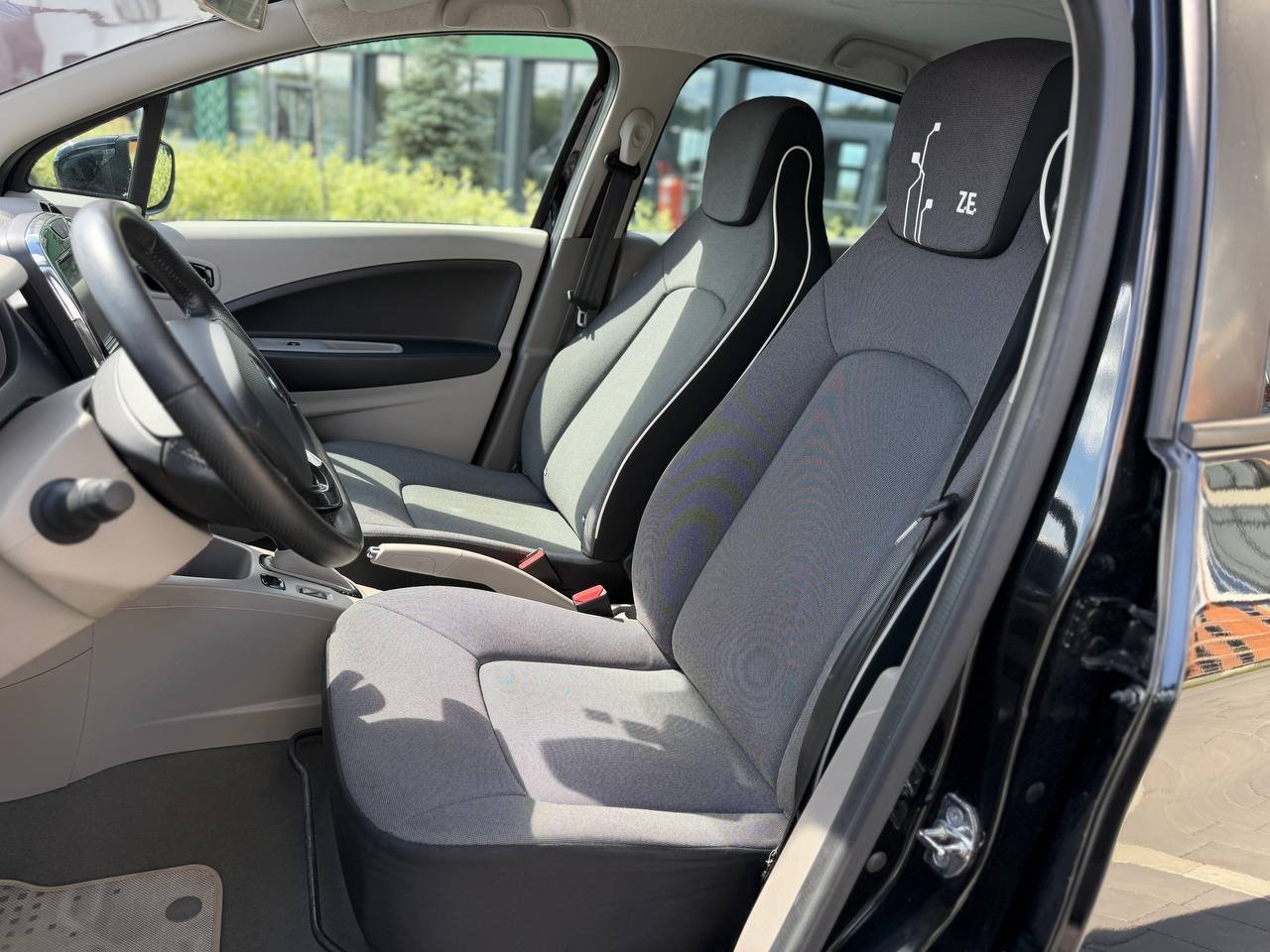 Фото - Renault ZOE #9