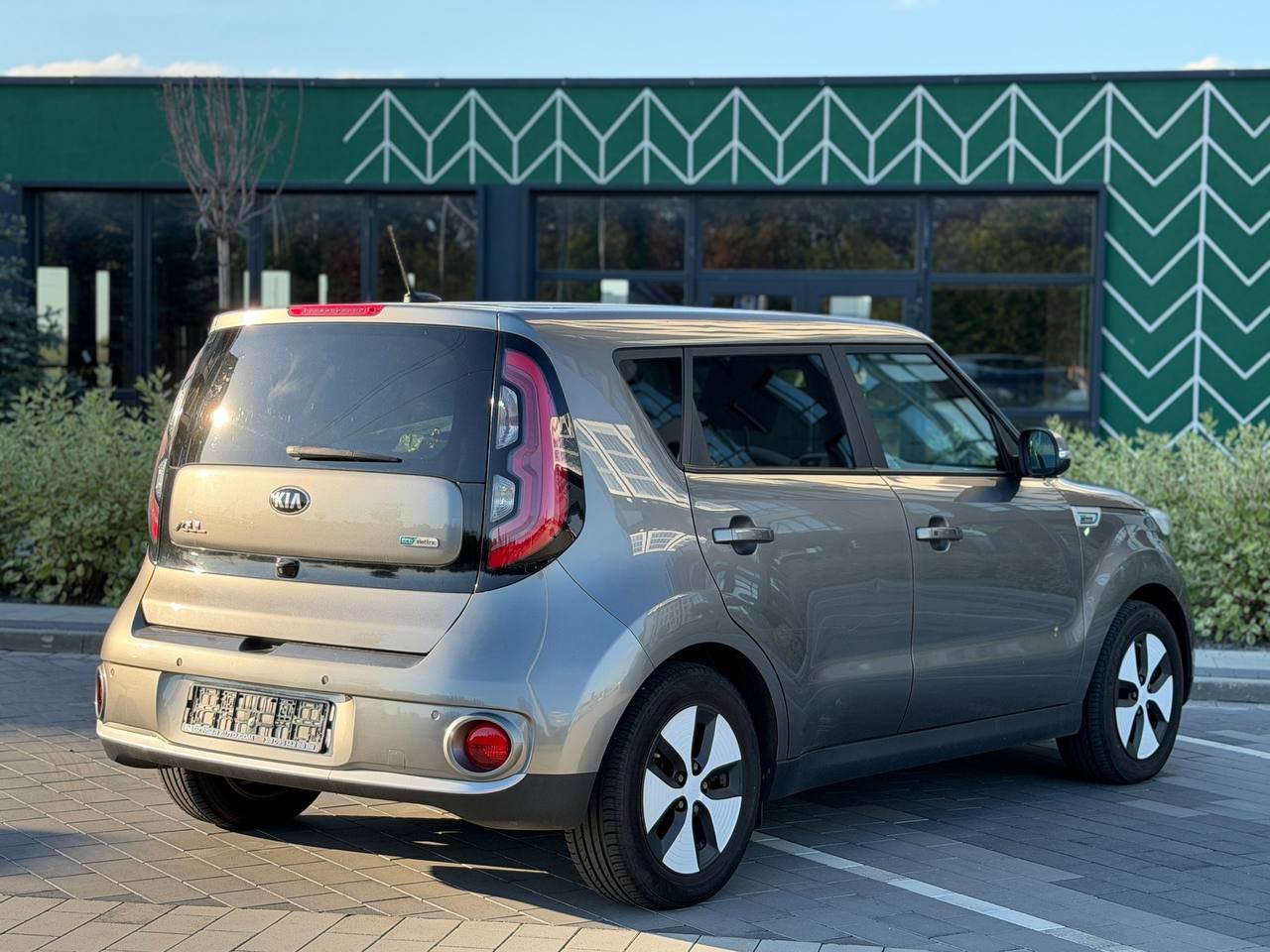 Фото - Kia E-Soul #4