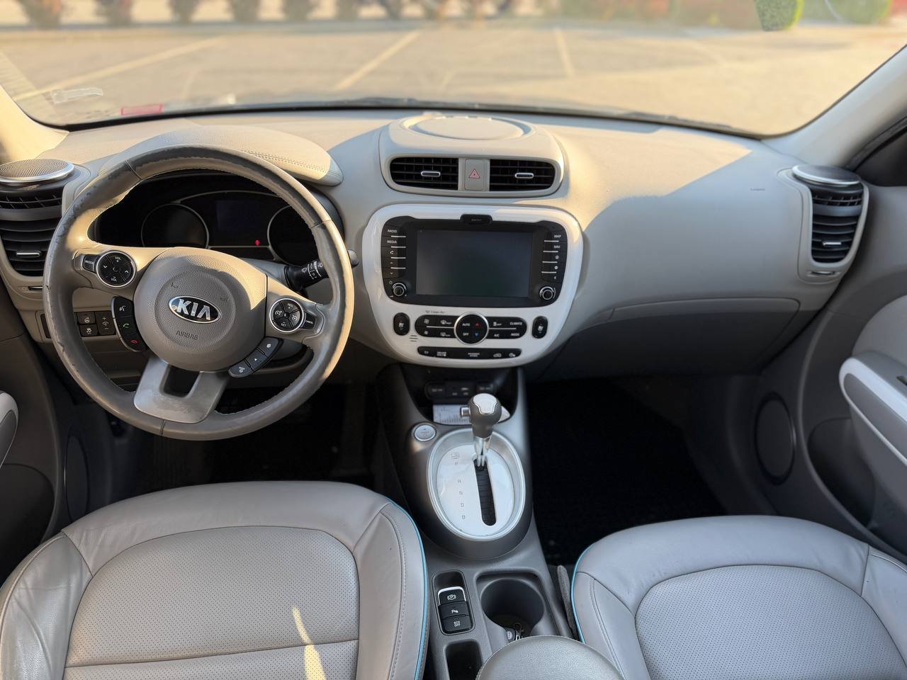 Фото - Kia E-Soul #8