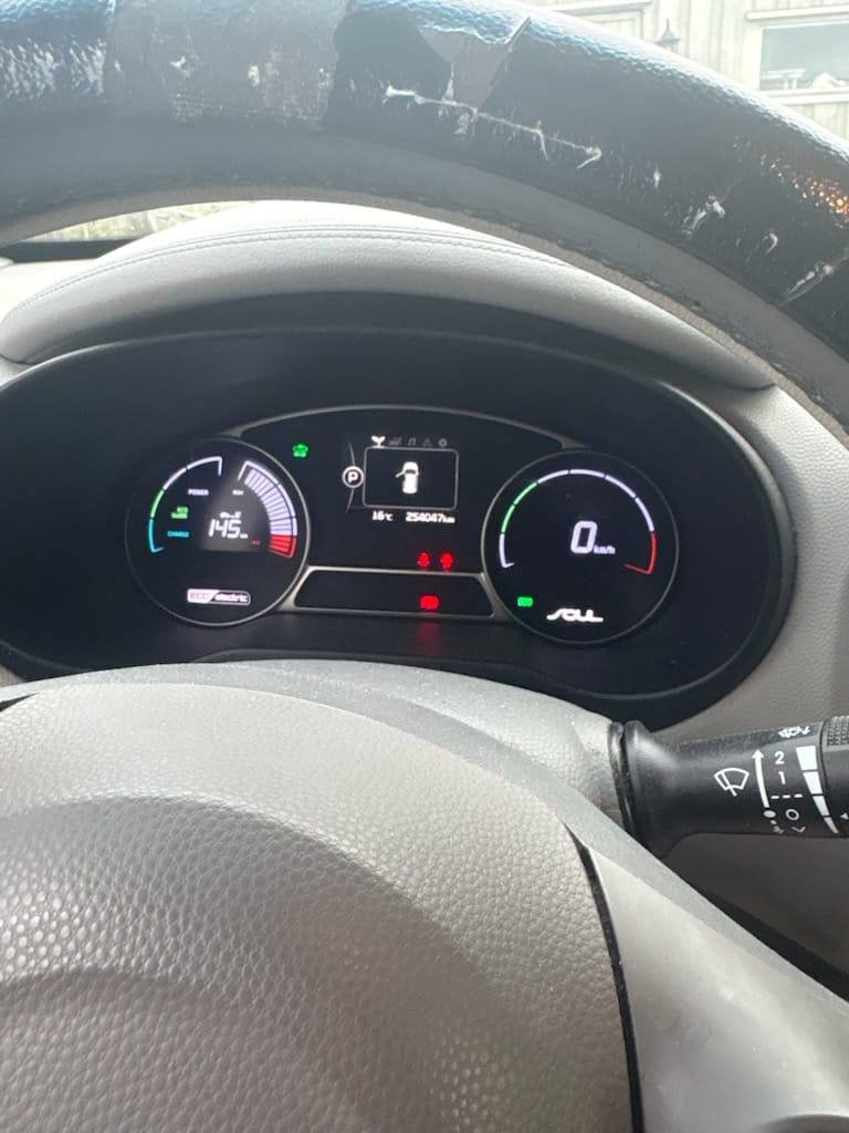 Фото - Kia Soul EV #5