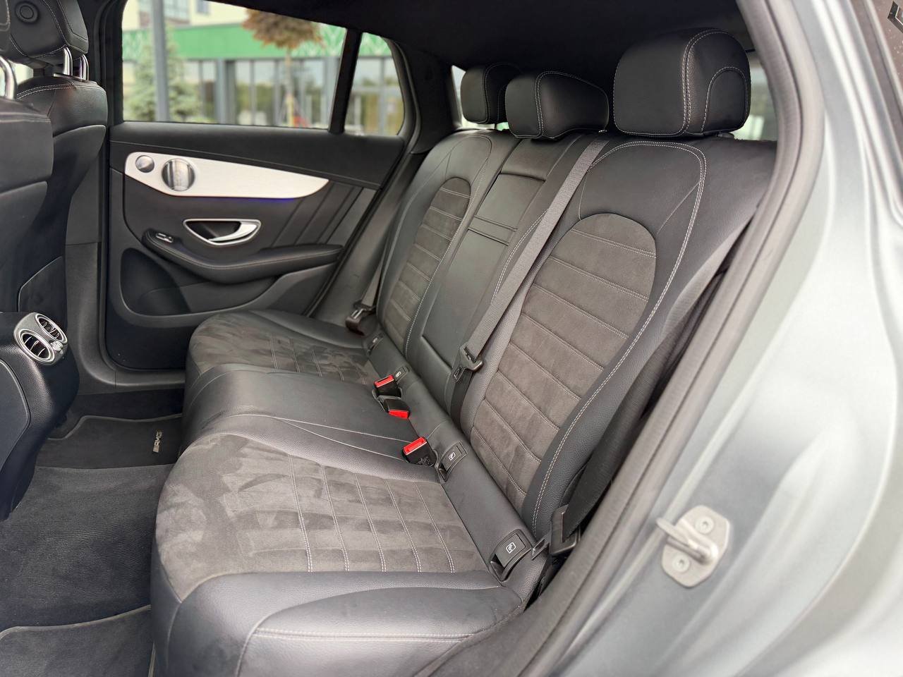 Фото - Mercedes-Benz EQC #8