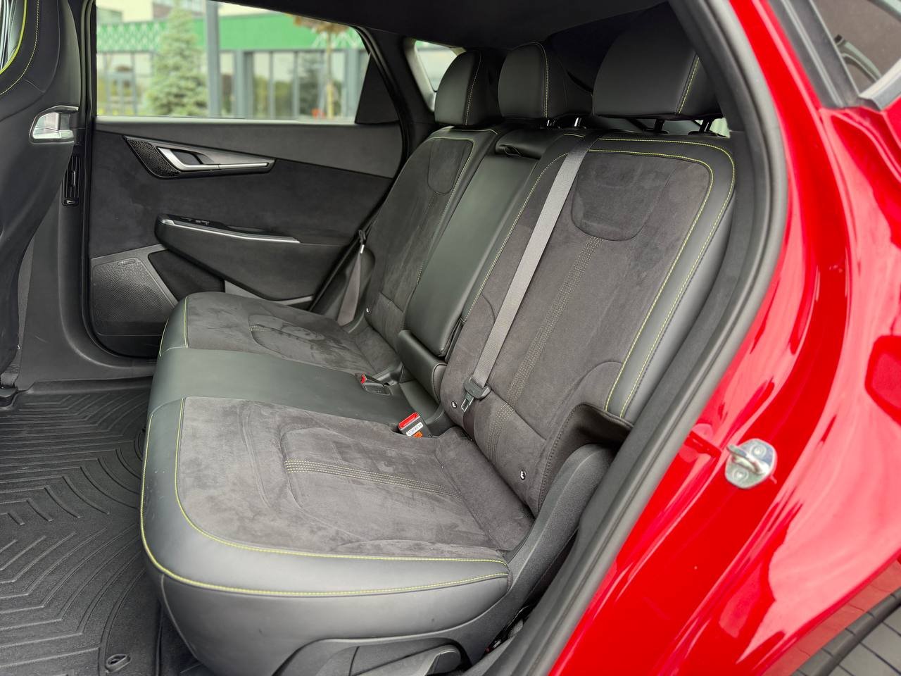 Фото - Kia EV6 #7